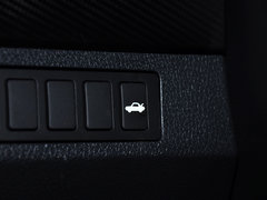 2014款 1.6L 自动 尊贵型