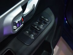 2014 1.5T 自动 两驱豪华型 5座