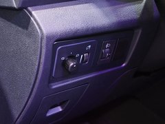 2014 1.5T 自动 两驱豪华型 5座