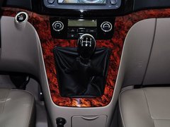 2014款 1.5L 手动 至尊型 7座
