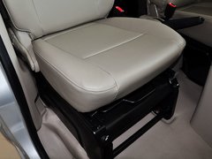 2014款 1.5L 手动 至尊型 7座