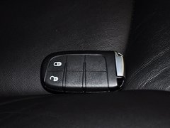 2014款 2.4L 自动 限量炫酷版 7座
