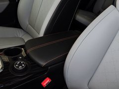标致3008 2014款 1.6THP 自动 罗兰·加洛斯版 5座