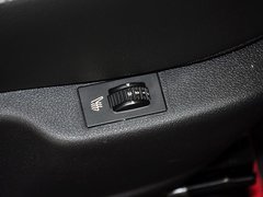 标致3008 2014款 1.6THP 自动 罗兰·加洛斯版 5座