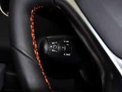 2014款 1.6THP 自动 罗兰·加洛斯版 5座