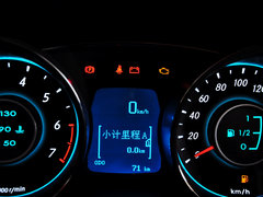 2014款 1.5L 手动 舒适版