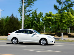2014款 1.5L 手动 豪华版