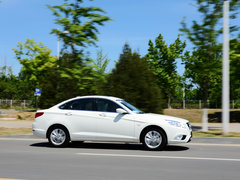 2014款 1.5L 手动 豪华版
