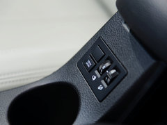 2014款 1.5L 手动 豪华版