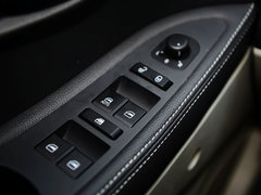 2014款 1.5L 手动 豪华版