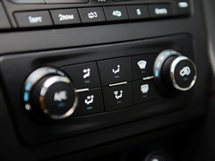 2014款 1.5L 手动 豪华版