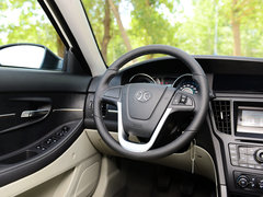 2014款 1.5L 手动 豪华版