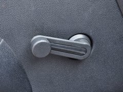 2014款 2.0L 手动 舒适版短轴平顶486EQV4