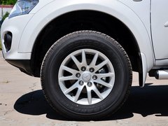 2014款 3.0L 自动 四驱行政版 7座