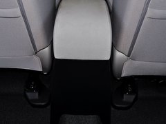 2014款 3.0L 自动 四驱行政版 7座