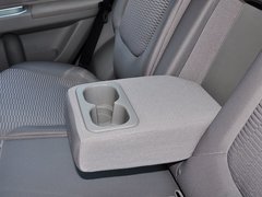 2014款 3.0L 自动 四驱行政版 7座