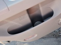 2014款 3.0L 自动 四驱行政版 7座