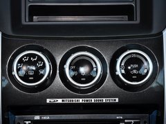 2014款 3.0L 自动 四驱行政版 7座