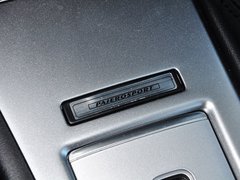 2014款 3.0L 自动 四驱行政版 7座