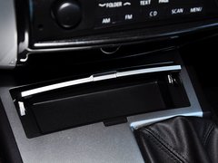 2014款 3.0L 自动 四驱行政版 7座