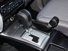2014款 3.0L 自动 四驱行政版 7座