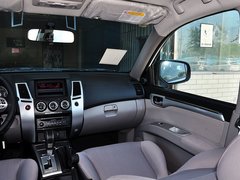 2014款 3.0L 自动 四驱行政版 7座