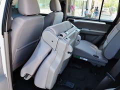 2014款 3.0L 自动 四驱行政版 7座