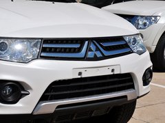 2014款 3.0L 自动 四驱行政版 7座