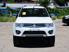 2014款 3.0L 自动 四驱行政版 7座