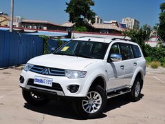 2014款 3.0L 自动 四驱行政版 7座