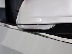 上汽大通MAXUS G10 2014款 2.0T 自动 豪华行政版 7座