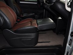 上汽大通MAXUS G10 2014款 2.0T 自动 豪华行政版 7座