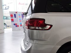 2014款 2.0T 自动 豪华行政版 7座
