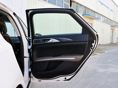 2014款 2.0T 自动 尊耀版