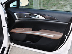 2014款 2.0T 自动 尊耀版