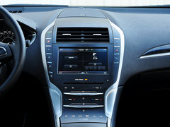 2014款 2.0T 自动 尊耀版