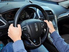 2014款 2.0T 自动 尊耀版