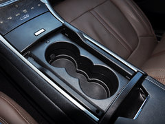 2014款 2.0T 自动 尊耀版