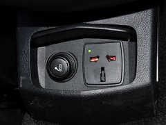 2014款 2.0T 自动 尊耀版