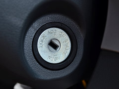 2014款 2.0T 手动 两驱精英型4D20B