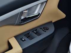 2014款 2.0T 手动 两驱精英型4D20B