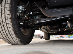 2014款 2.0L 汽油两驱自动典藏版 5座