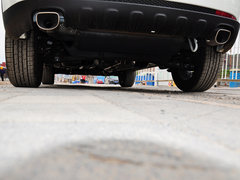 2014款 2.0L 汽油两驱自动典藏版 5座