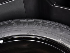 2014款 2.0L 汽油两驱自动典藏版 5座