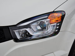 2014款 2.0L 汽油两驱自动典藏版 5座