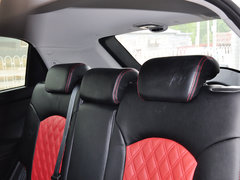 2014款 2.0L 汽油两驱自动典藏版 5座