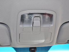2014款 2.0L 汽油两驱自动典藏版 5座