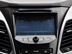 2014款 2.0L 汽油两驱自动典藏版 5座