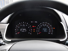 2014款 2.0L 汽油两驱自动典藏版 5座