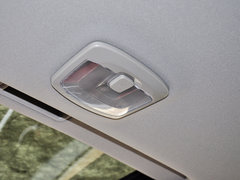 2014款 2.0L 汽油两驱自动典藏版 5座